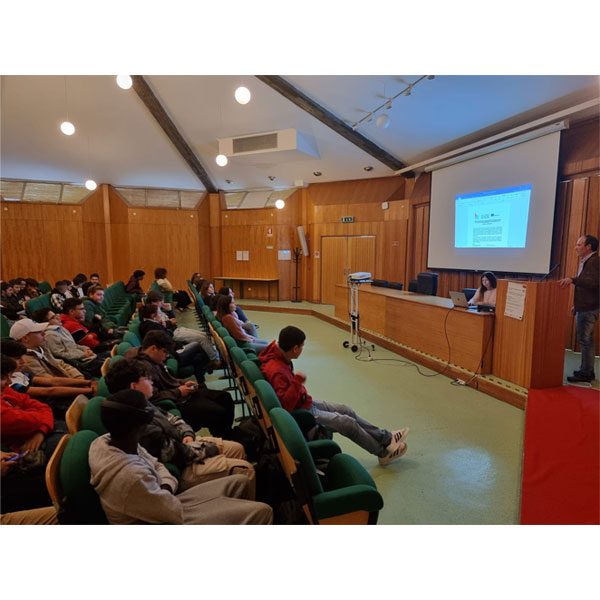 reunião de encerramento e apresentação de resultados